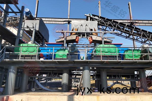 1510液压对辊制砂机厂家