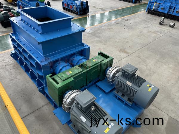 挖机开挖料的破碎筛分设备