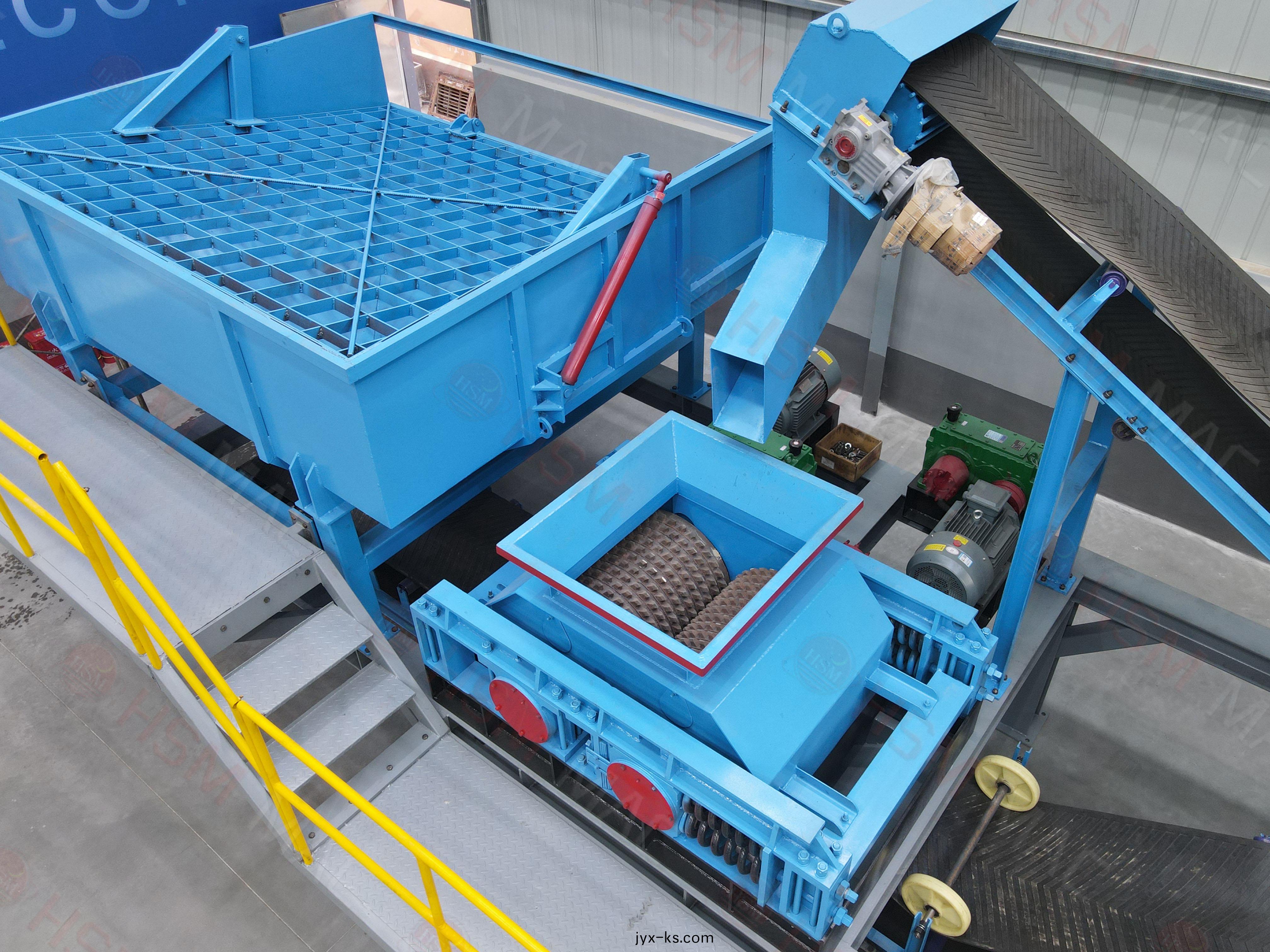 公路沥青翻挖料破碎筛分机,沥青再生设备型号,废旧路面破碎机价格,柔性双齿辊式破碎机厂家