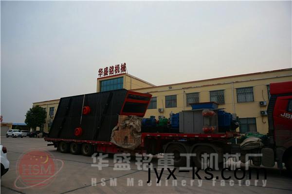 对辊破碎机发货图片