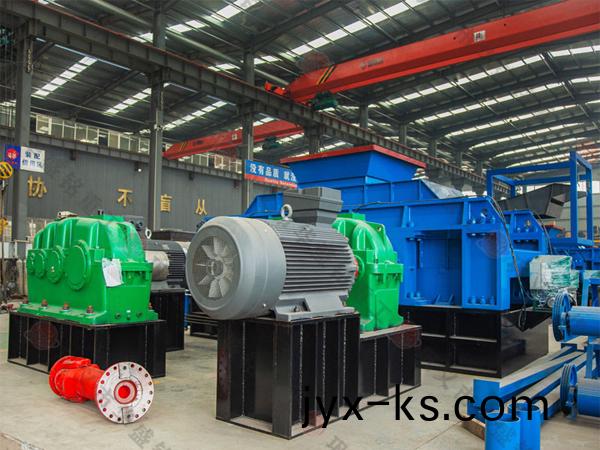 齿辊破碎机,齿辊破碎机生产线,小型齿辊破碎机,大型齿辊破碎机,齿辊破碎机价格