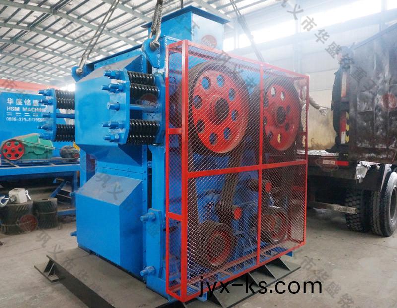 沥青四齿辊破碎机